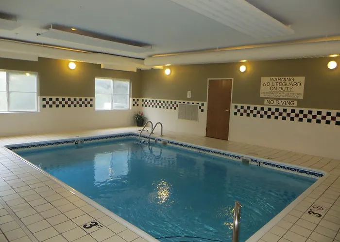 Hotel Country & By Radisson, Gurnee, Il 3*