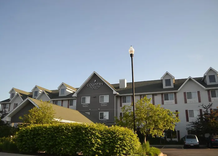 Country & By Radisson, Gurnee, Il