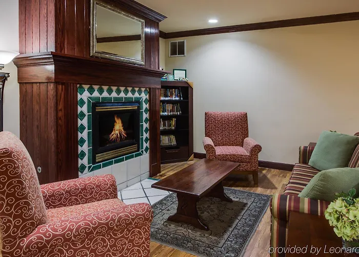 Hotel Country & By Radisson, Gurnee, Il 3*