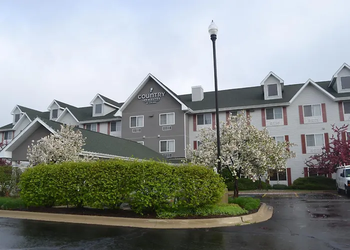Country & By Radisson, Gurnee, Il