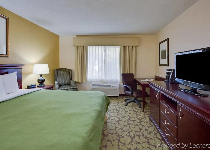 Country & By Radisson, Gurnee, Il 3* Gurnee