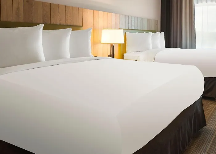 Country & By Radisson, Gurnee, Il Hotel